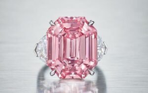 Pesona Elegan Cincin The Winston Pink Legacy